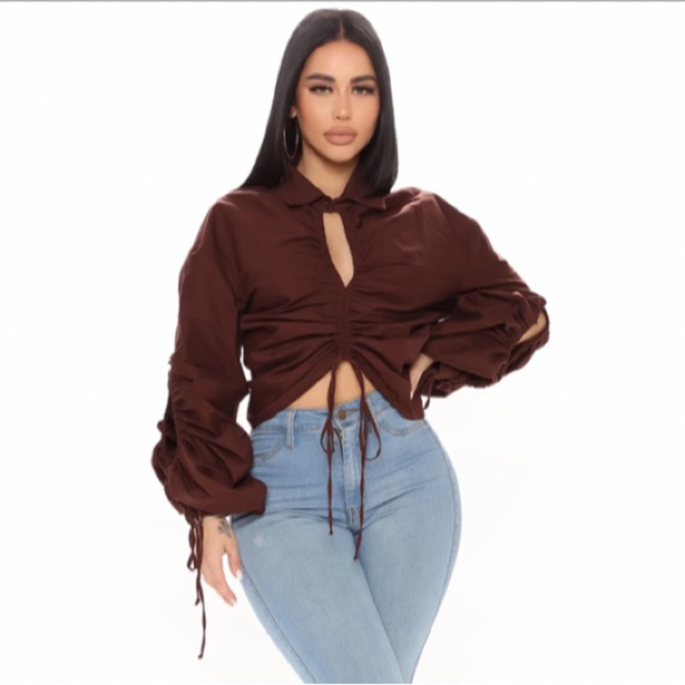 Fashion nova, brown top!
